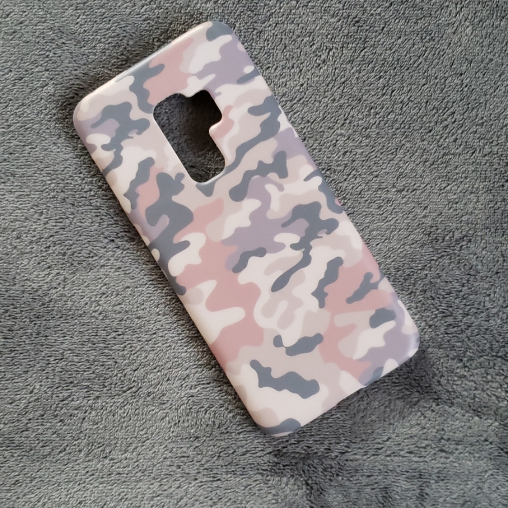 Velvet Caviar Blush Camo Phone Case